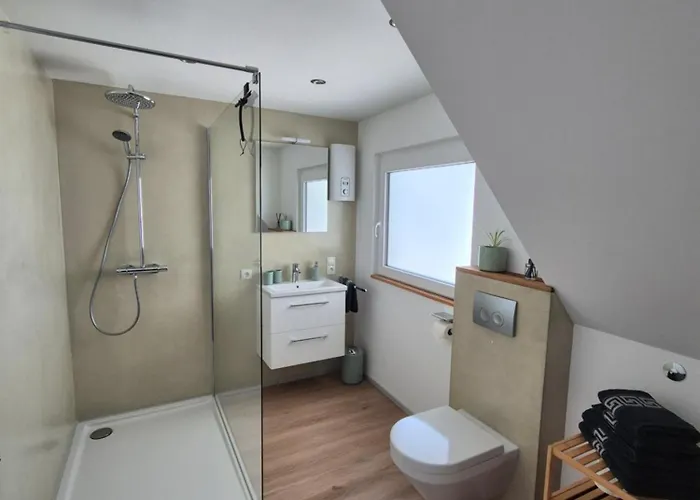 Pfalzzeit-weinstrasse Eichhaernel