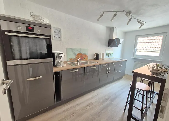 Pfalzzeit-weinstrasse Eichhaernel Daire Kirrweiler (Sudliche Weinstrasse)