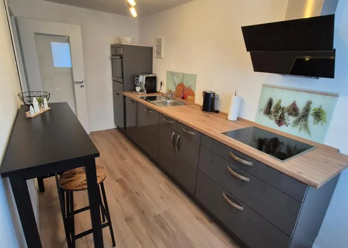 Pfalzzeit-weinstrasse Eichhaernel Daire